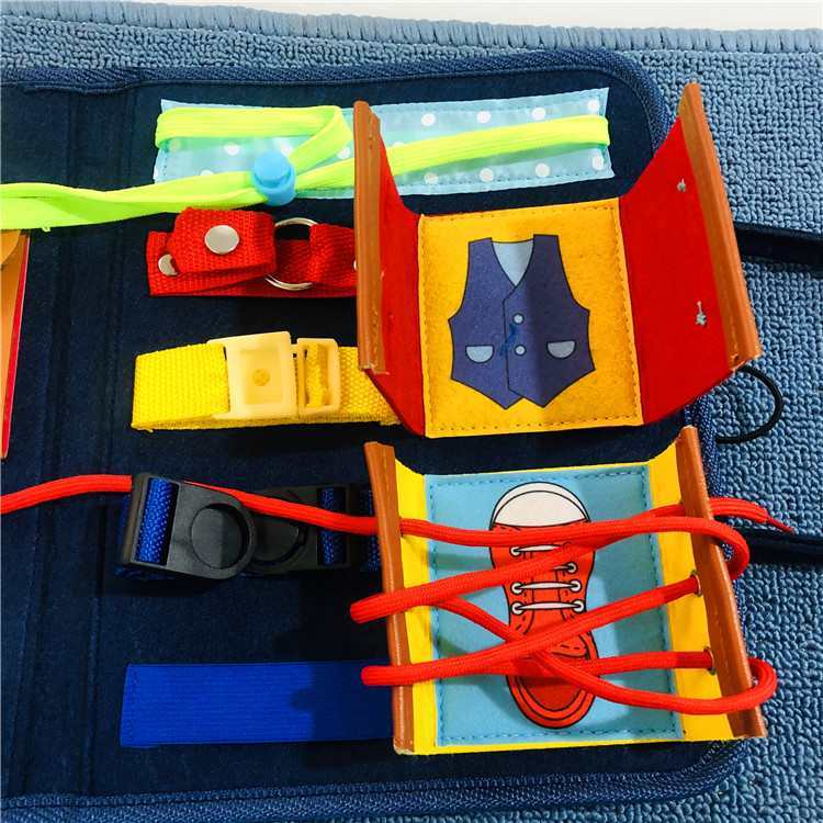 Montessori Busy Board for Todd - Travel Accessories For Toddlers 评论和价格