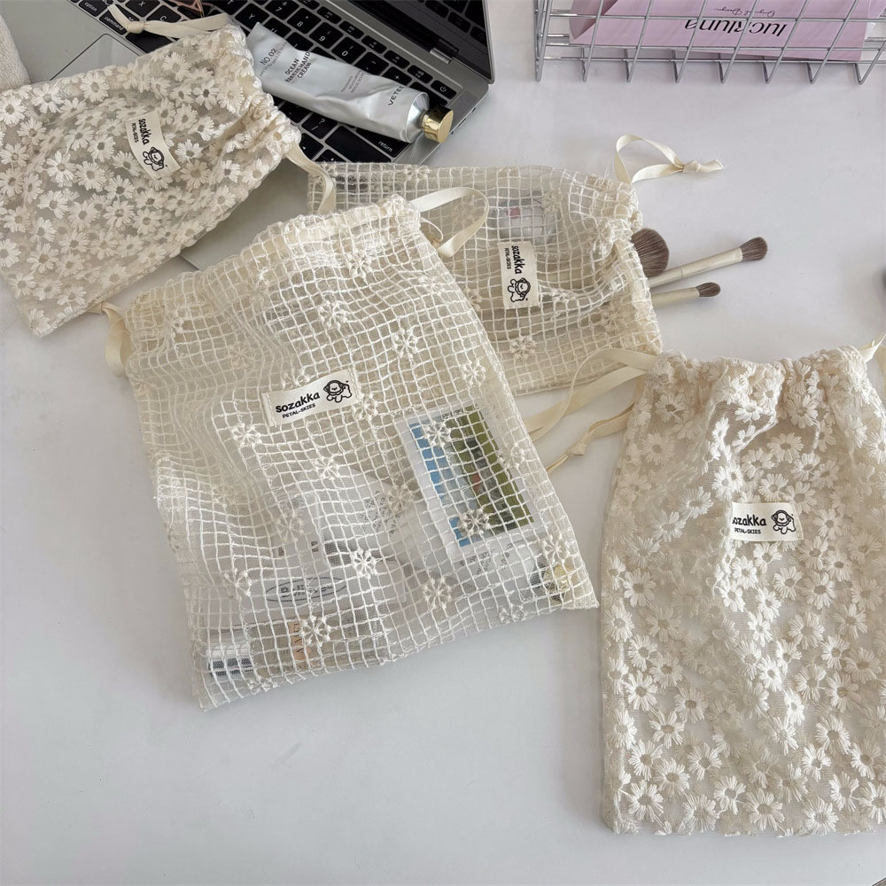 Lace Embroidered Daisy Mesh Dr - Travel Accessories Toiletries 评论和价格
