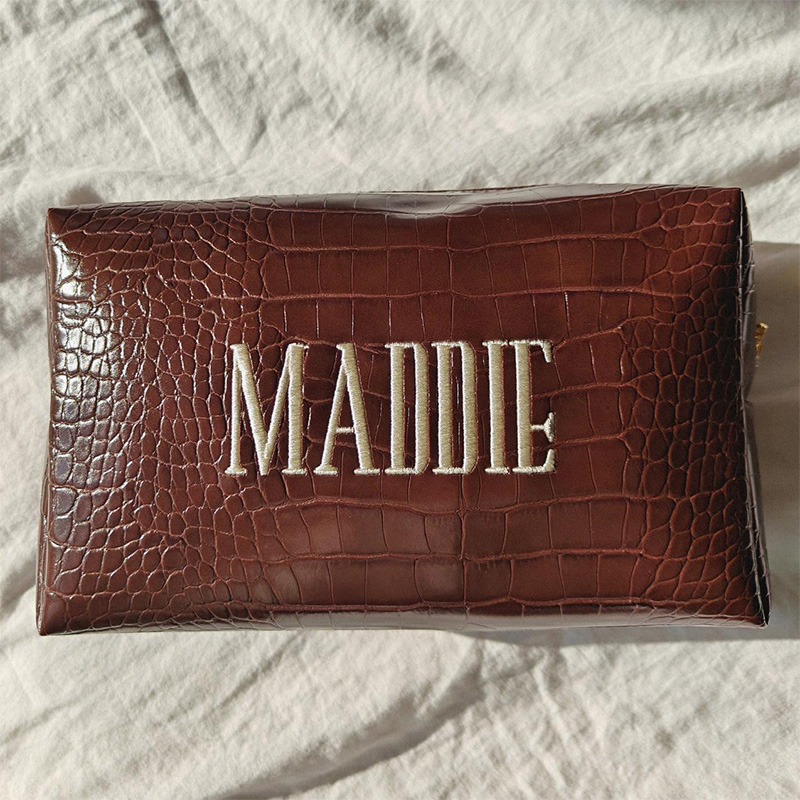 Embroidered Croc Makeup Bag Pe - Travel Accessories Ideas 评论和价格
